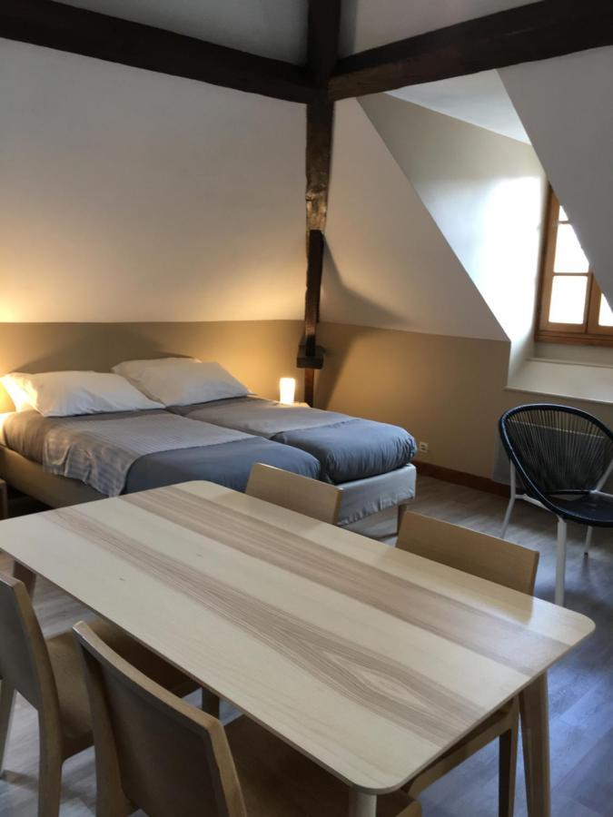 One-Bedroom Apartment,1151967813:JPEG
